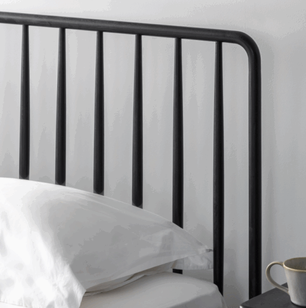 Łóżko Wycombe 150cm czarne