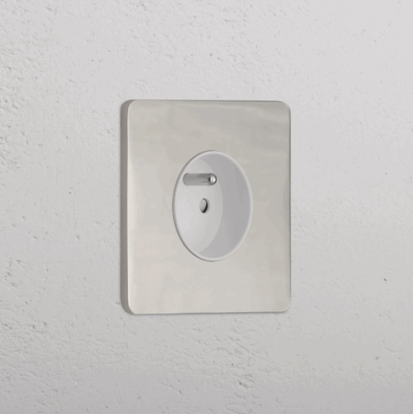 Grove Okrągły moduł gniazda francuskiego w pojedynczej ramce nikiel biały