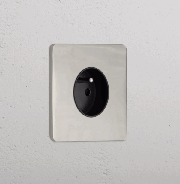 Grove Okrągły moduł gniazda francuskiego w pojedynczej ramce nikiel czarny