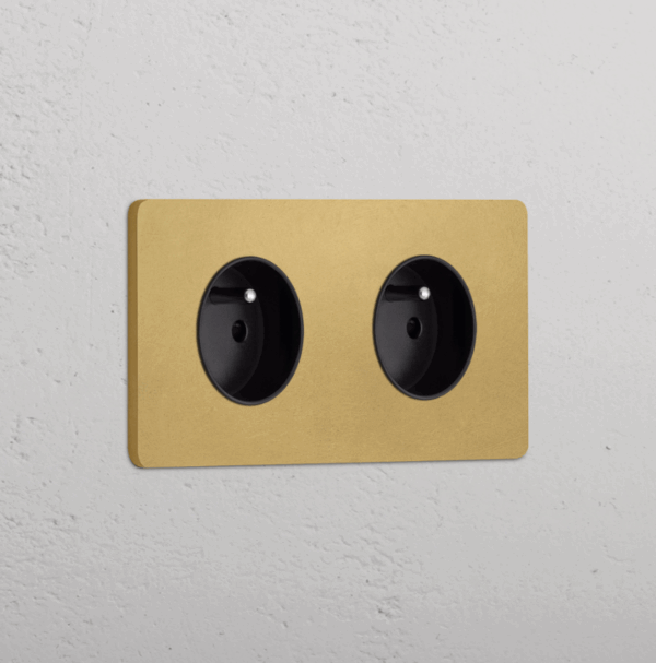 Grove Okrągły moduł gniazda francuskiego x 2 w podwójnej ramce czarne