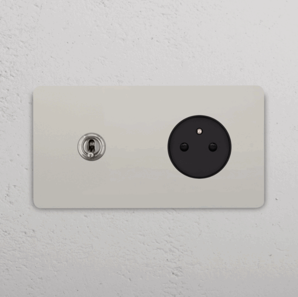 Grove Włącznik dźwigniowy oraz okrągły moduł gniazda francuskiego w podwójnej ramce nikiel czarny