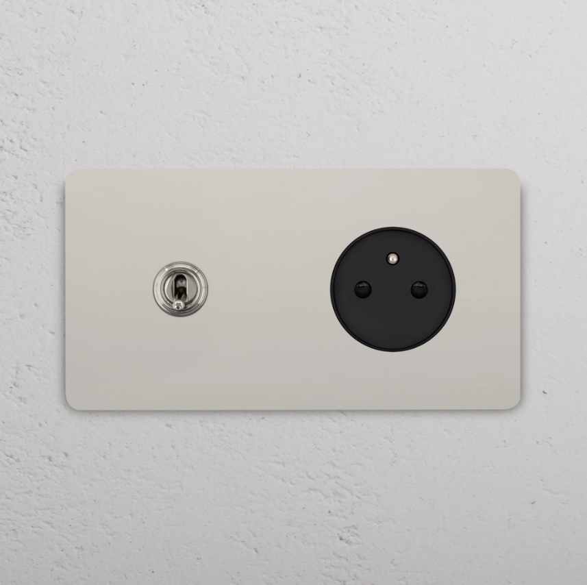 Grove Włącznik dźwigniowy oraz okrągły moduł gniazda francuskiego w podwójnej ramce nikiel czarny