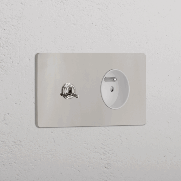 Grove Włącznik dźwigniowy oraz okrągły moduł gniazda francuskiego w podwójnej ramce nikiel biały