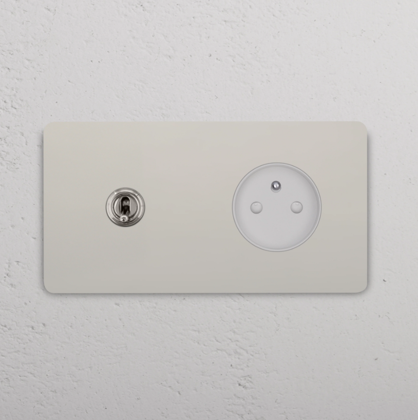 Grove Włącznik dźwigniowy oraz okrągły moduł gniazda francuskiego w podwójnej ramce nikiel biały