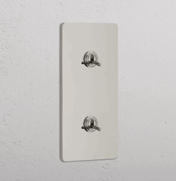 Grove Włącznik dźwigniowy x 2 w podwójnej ramce pionowej nikiel