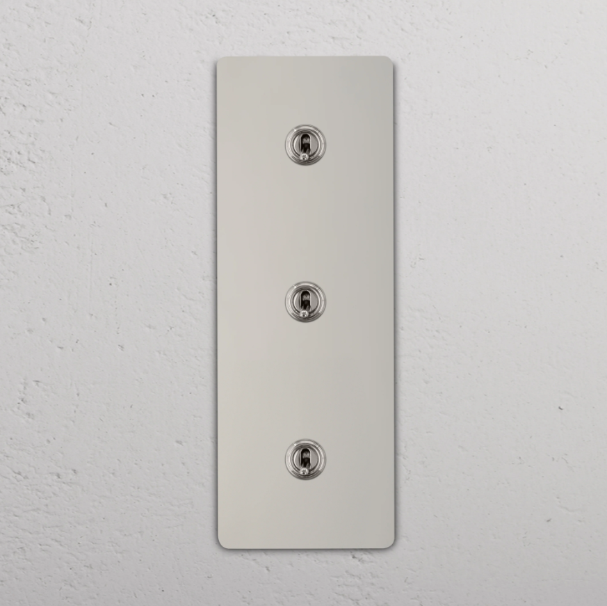 Grove Włącznik dźwigniowy x 3 w potrójnej ramce pionowej nikiel